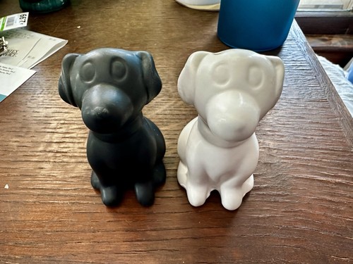 Ceramic canine black - canine,
